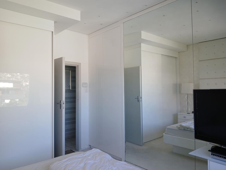 To Let 2 Bedroom Property for Rent in Sea Point Western Cape
